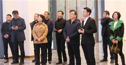安徽省滁州市委秘书长、市一级巡视员杨甫祥一行莅临罗普特集团考察指导